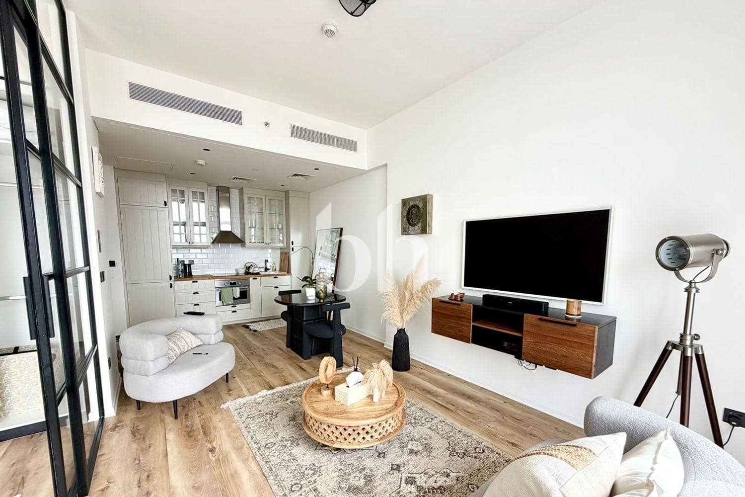 2 Bedroom Apartment in Collective Tower 2 - photo 2