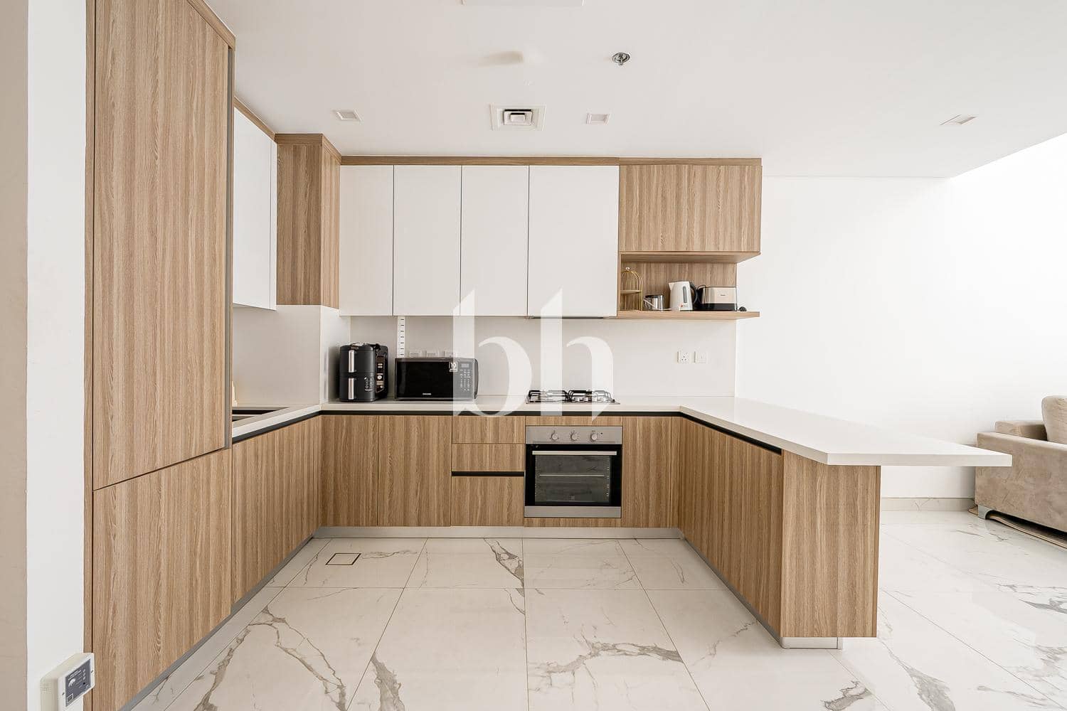 2 Bedroom Apartment in Pinnacle - photo 2