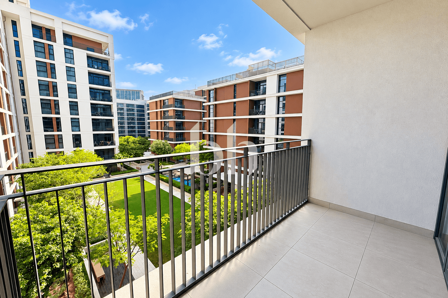1 Bedroom Apartment in Park Point Building C - photo 1