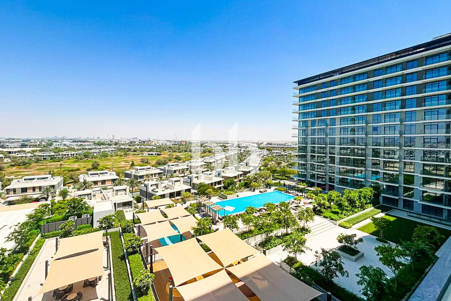3 Bedroom Apartment in Golf Grand - photo 2