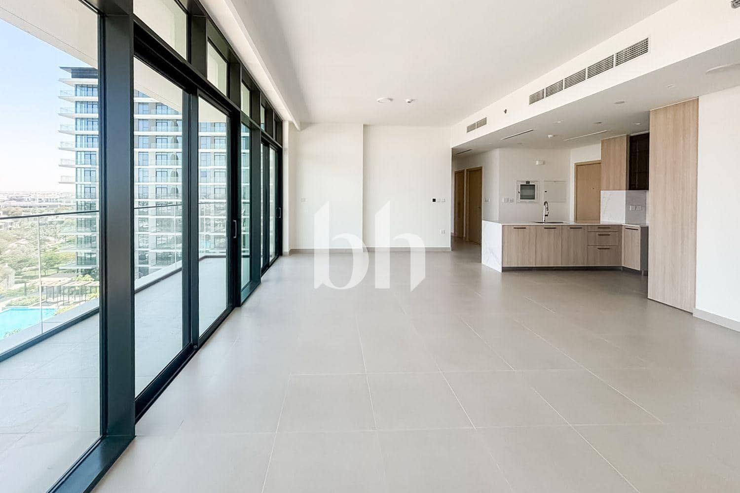 3 Bedroom Apartment in Golf Grand - photo 1