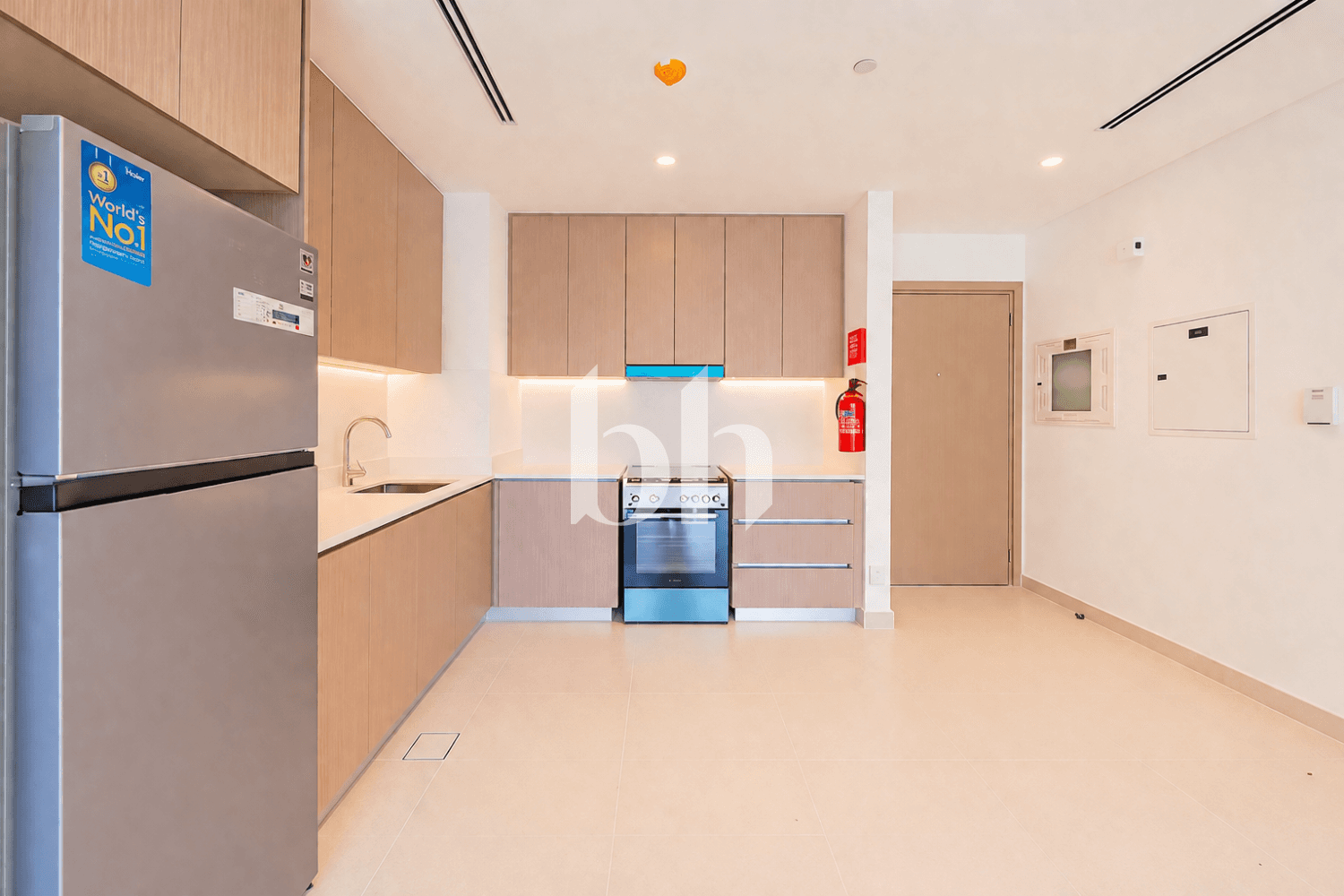 1 Bedroom Apartment in Hills Park - photo 2