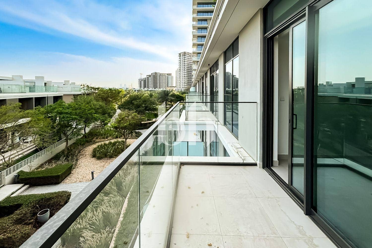 1 Bedroom Apartment in Golf Grand