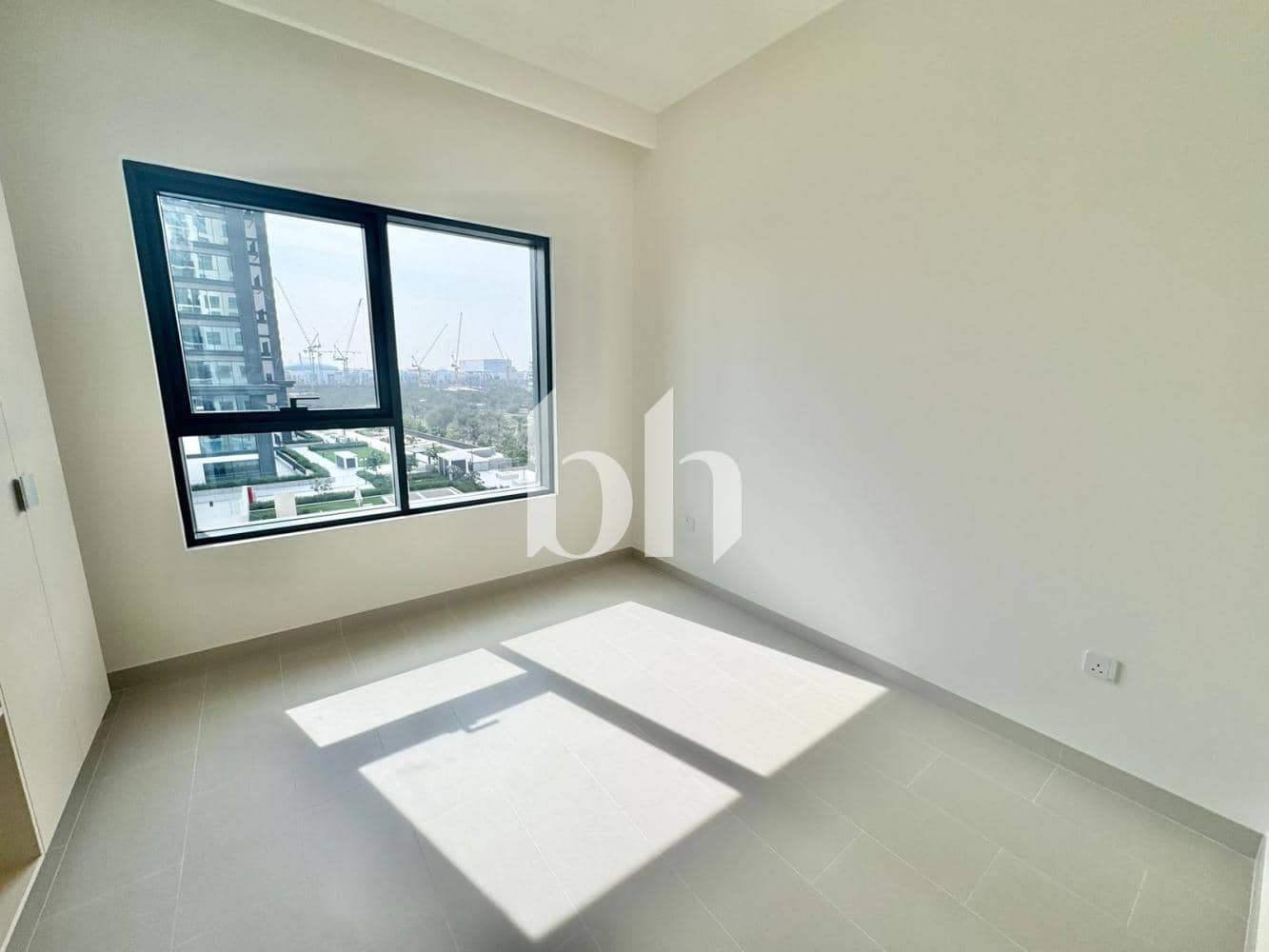 2 Bedroom Apartment in Park Field Tower 2 - photo 1