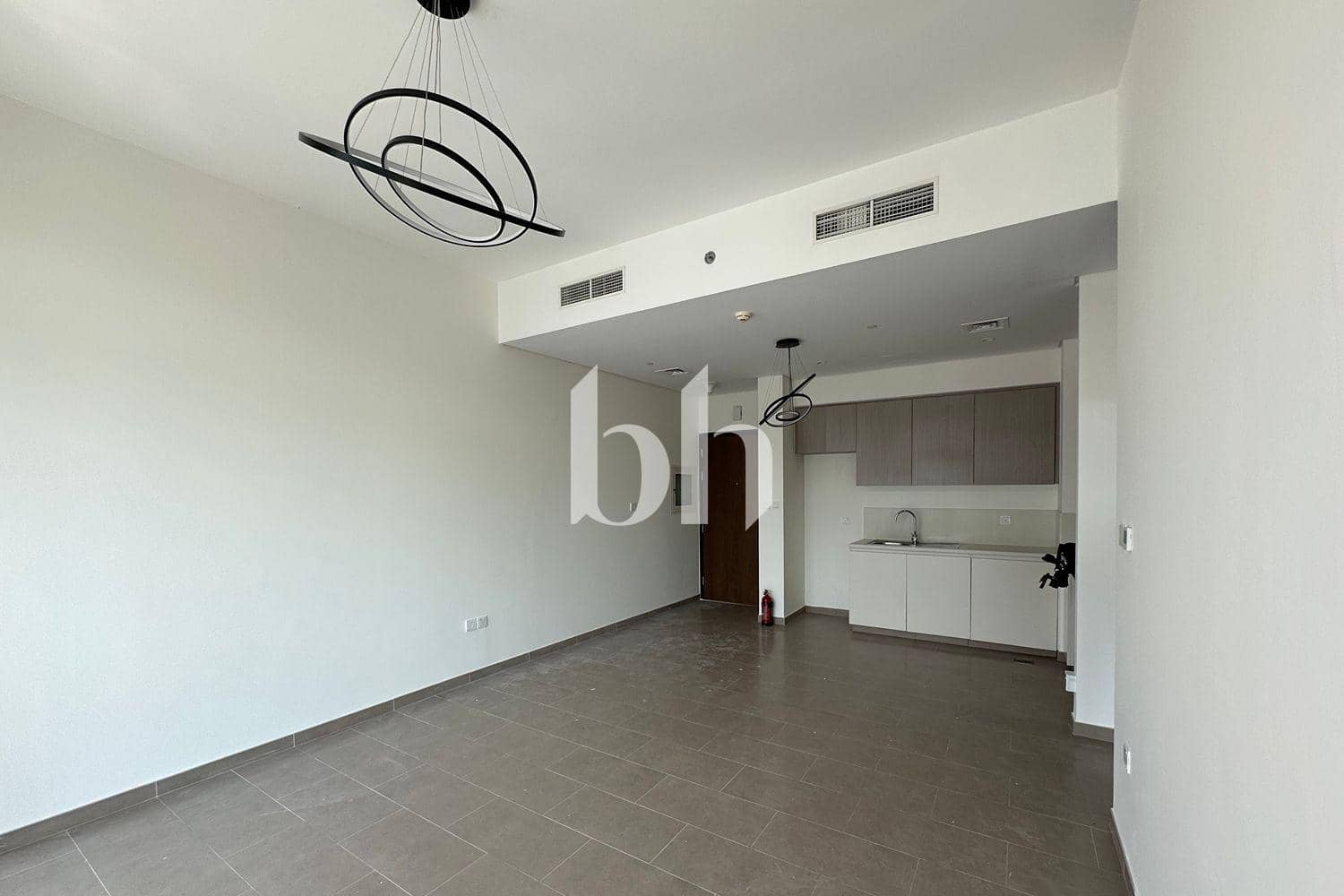 1 Bedroom Apartment in Park Heights 2 Tower 1 - photo 1