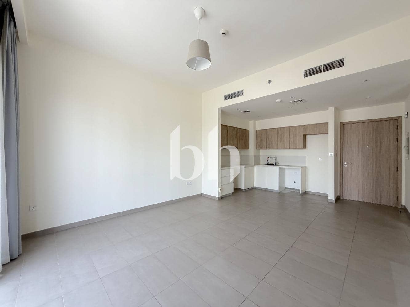 1 Bedroom Apartment in Executive Residences 2 - photo 1