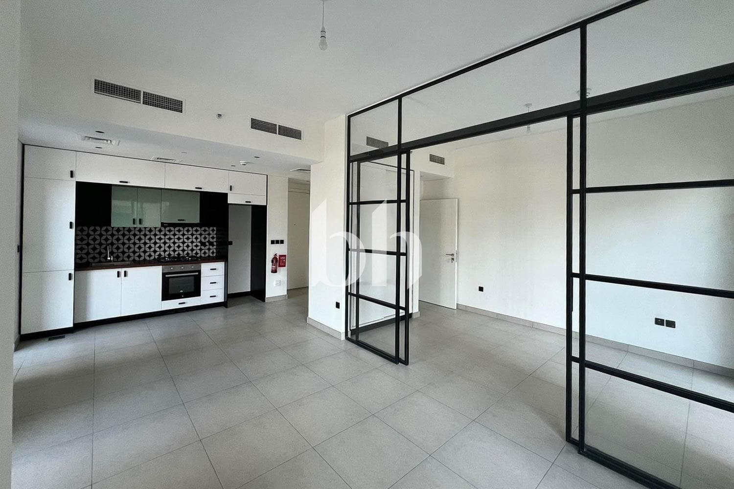 2 Bedroom Apartment in Socio Tower 1 - photo 2