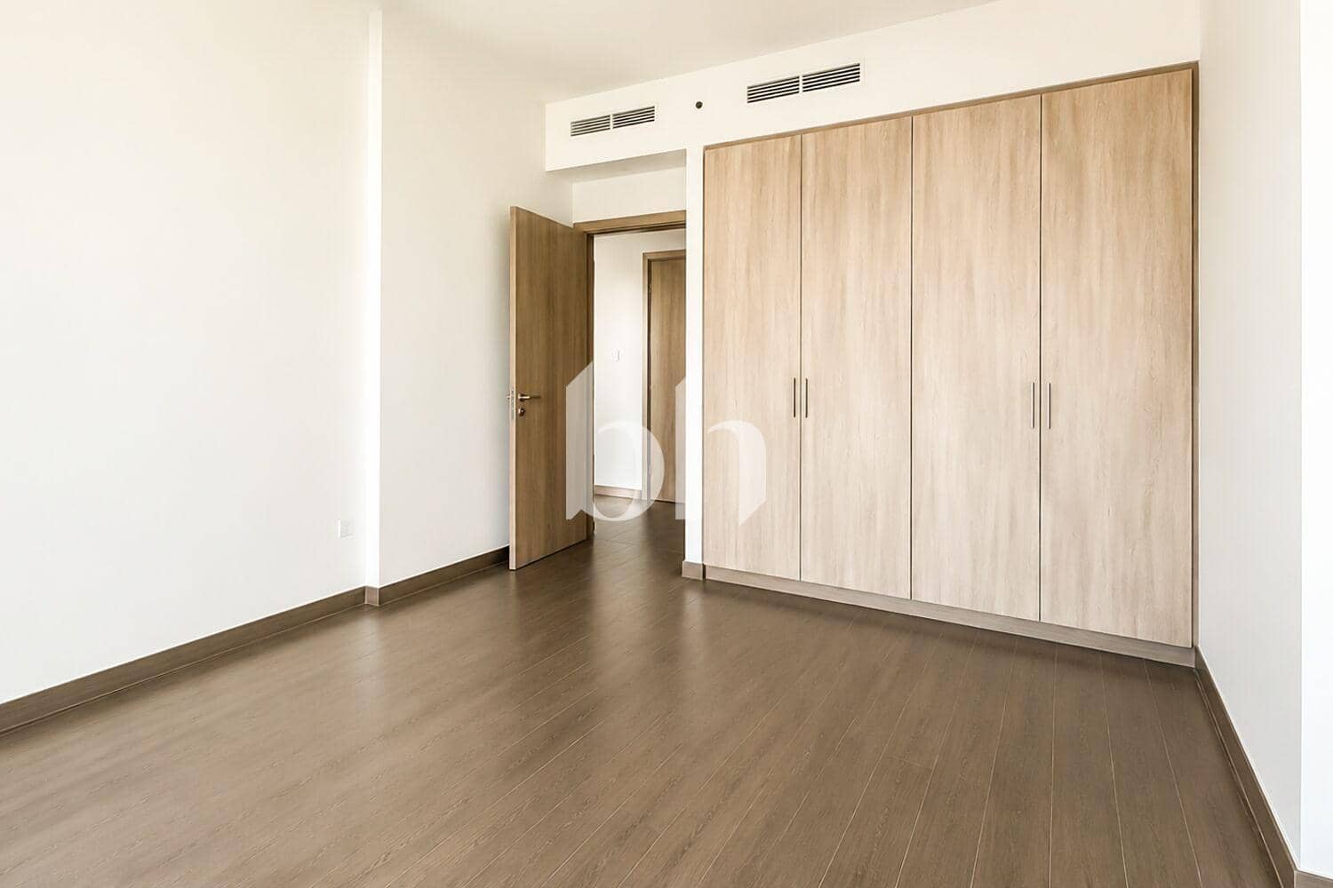 2 Bedroom Apartment in Park Ridge Tower C - photo 2