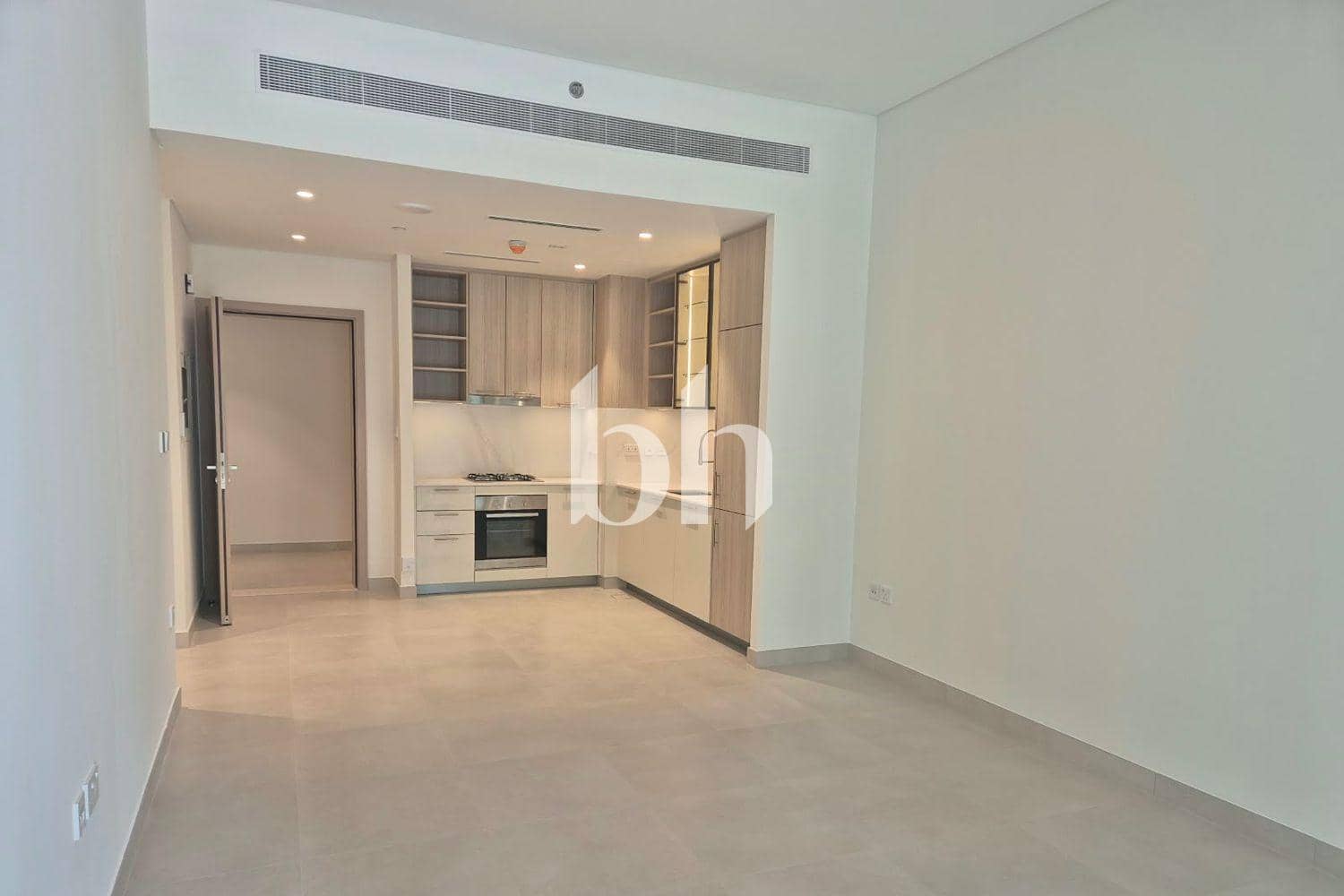 1 Bedroom Apartment in Parkside Views - photo 1