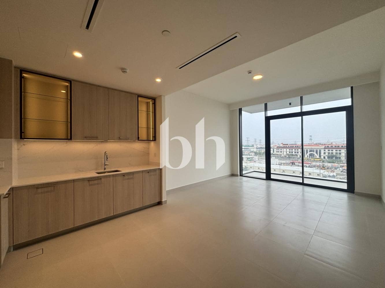 2 Bedroom Apartment in Golf Grand
