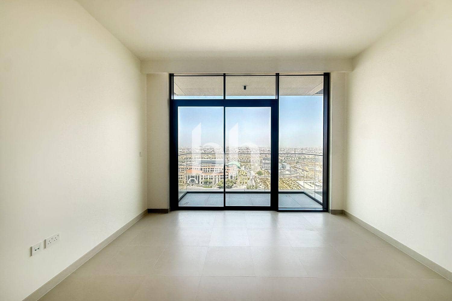 2 Bedroom Apartment in Golf Grand