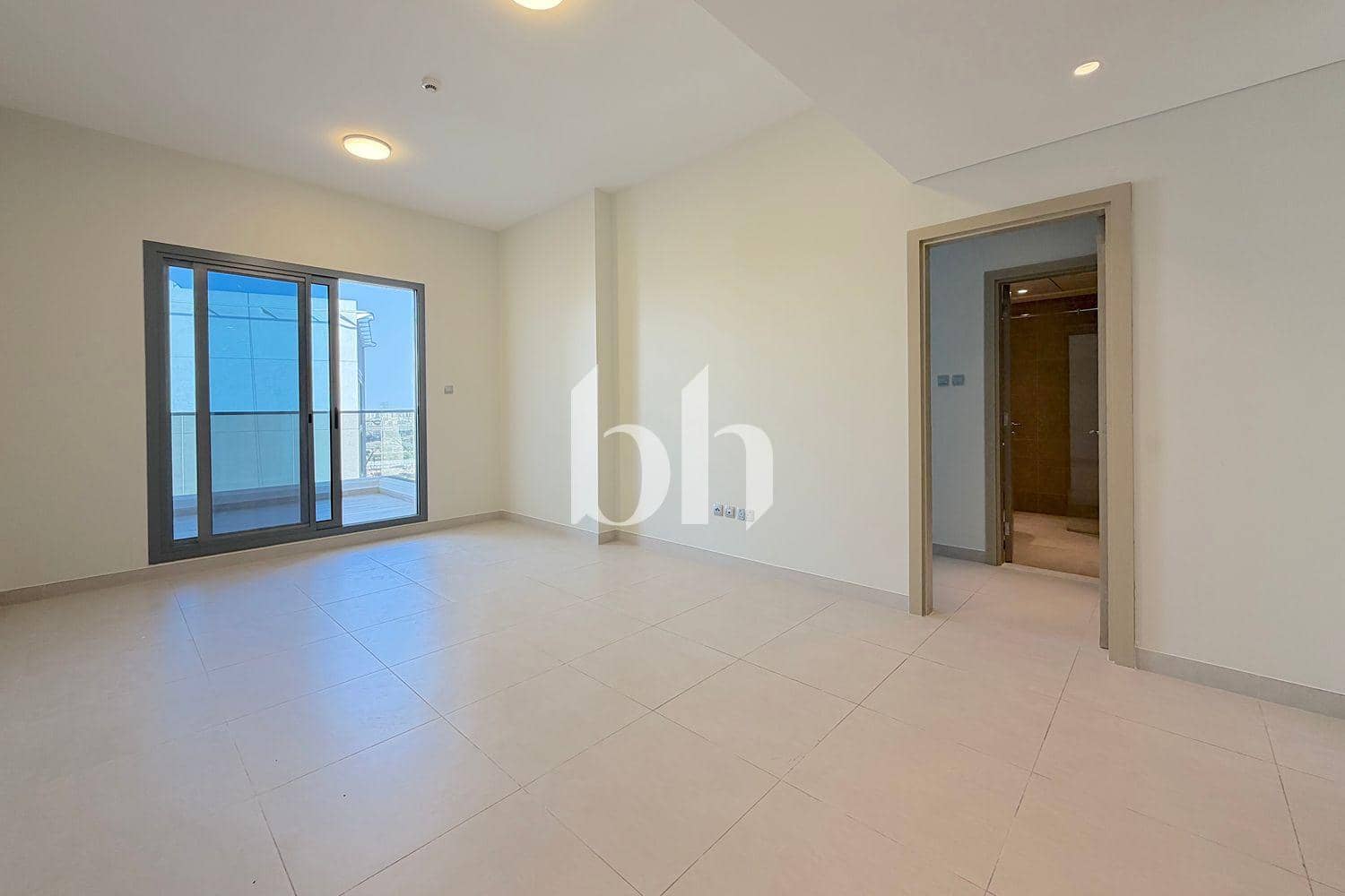 1 Bedroom Apartment in Sway Residences - photo 1