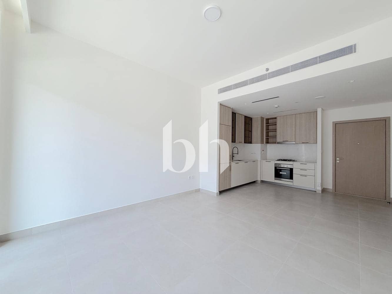 2 Bedroom Apartment in Parkside Views - photo 1