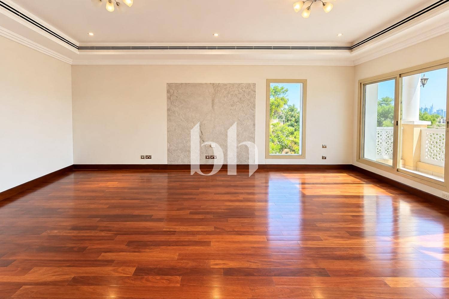 4 Bedroom Villa in Montgomerie Maisonettes - photo 2