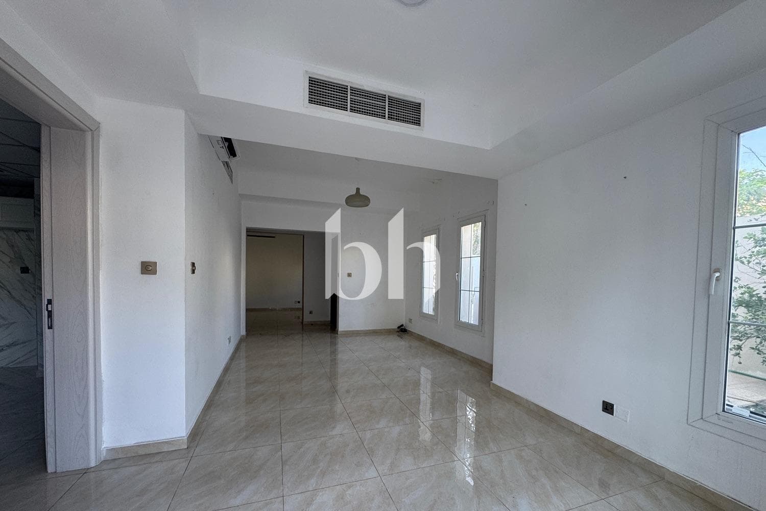 3 Bedroom Villa in Springs 11 - photo 1