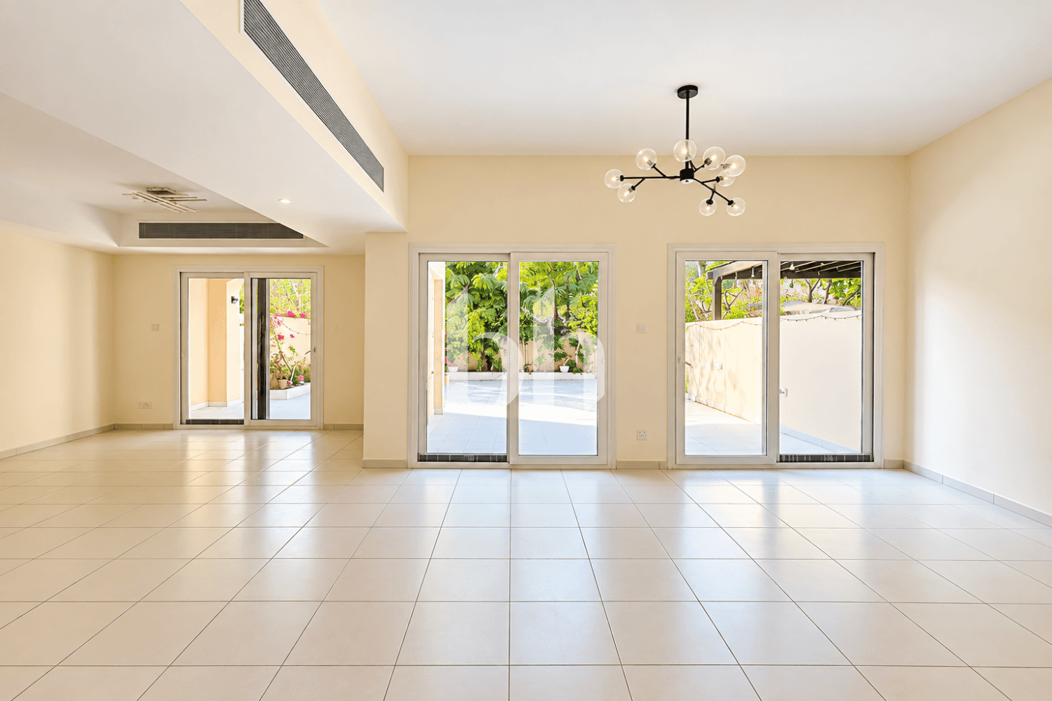 3 Bedroom Villa in Springs 10 - photo 1