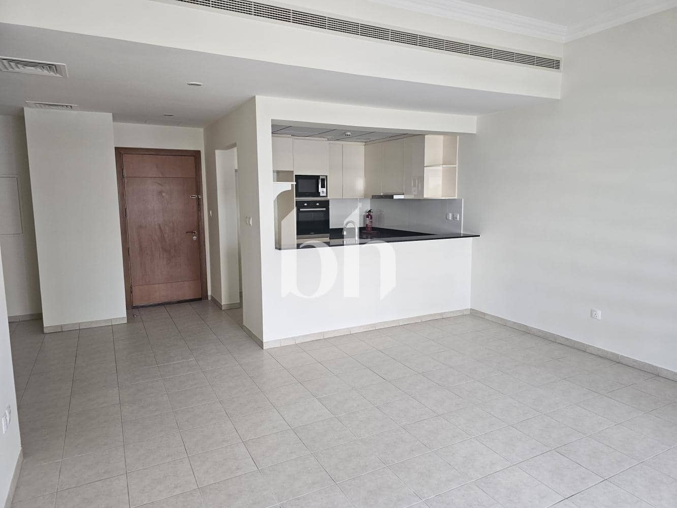 3 Bedroom Apartment in Al Jaz 3 - photo 1