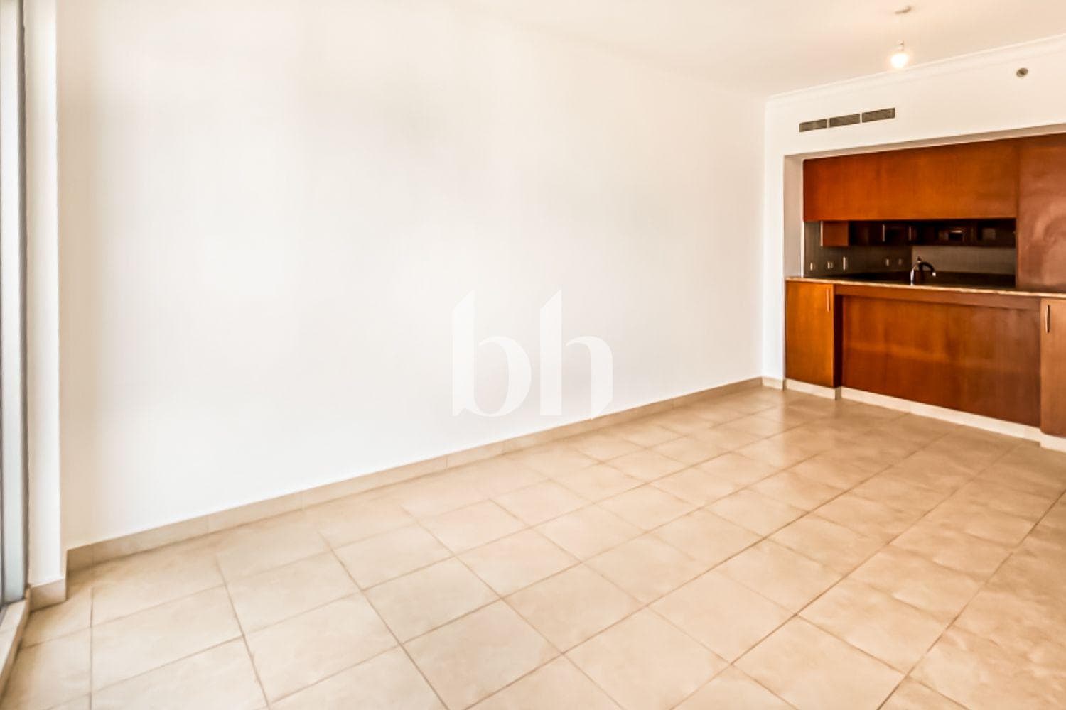 1 Bedroom Apartment in The Fairways West - photo 2