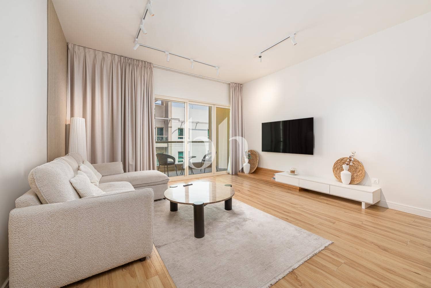 1 Bedroom Apartment in Al Dhafra 2 - photo 2