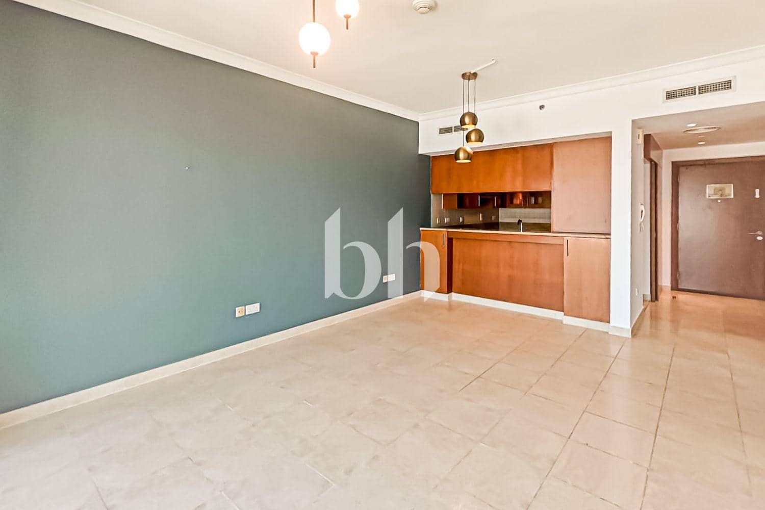 1 Bedroom Apartment in The Fairways West - photo 2