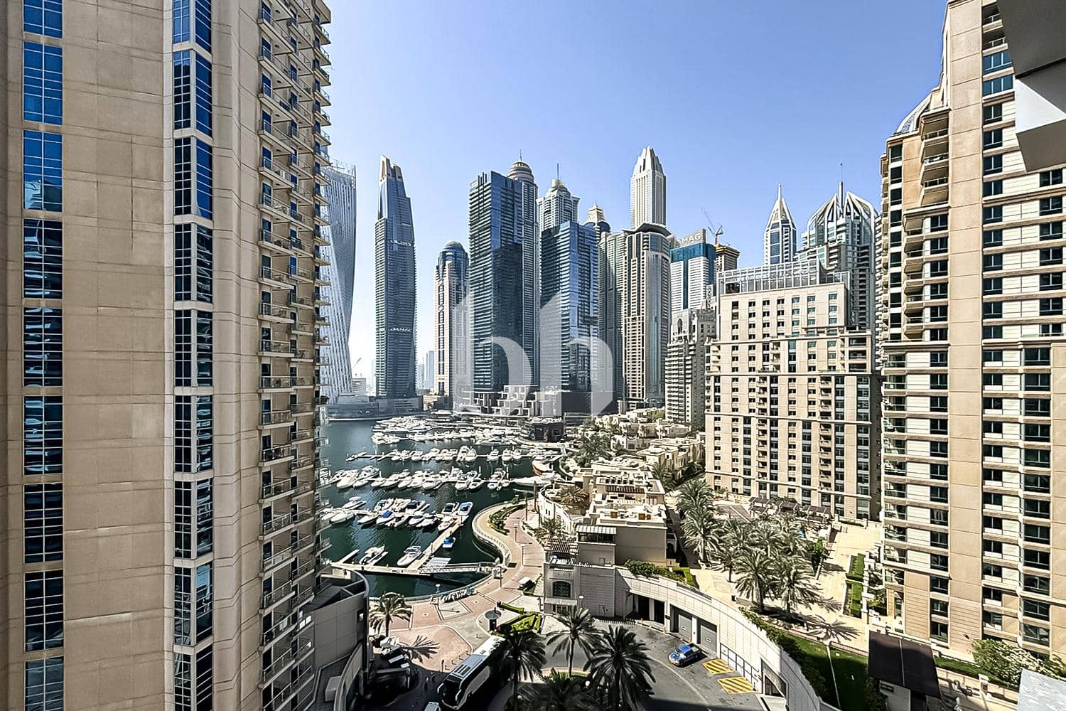 3 Bedroom Apartment in Ariyana Tower - photo 2