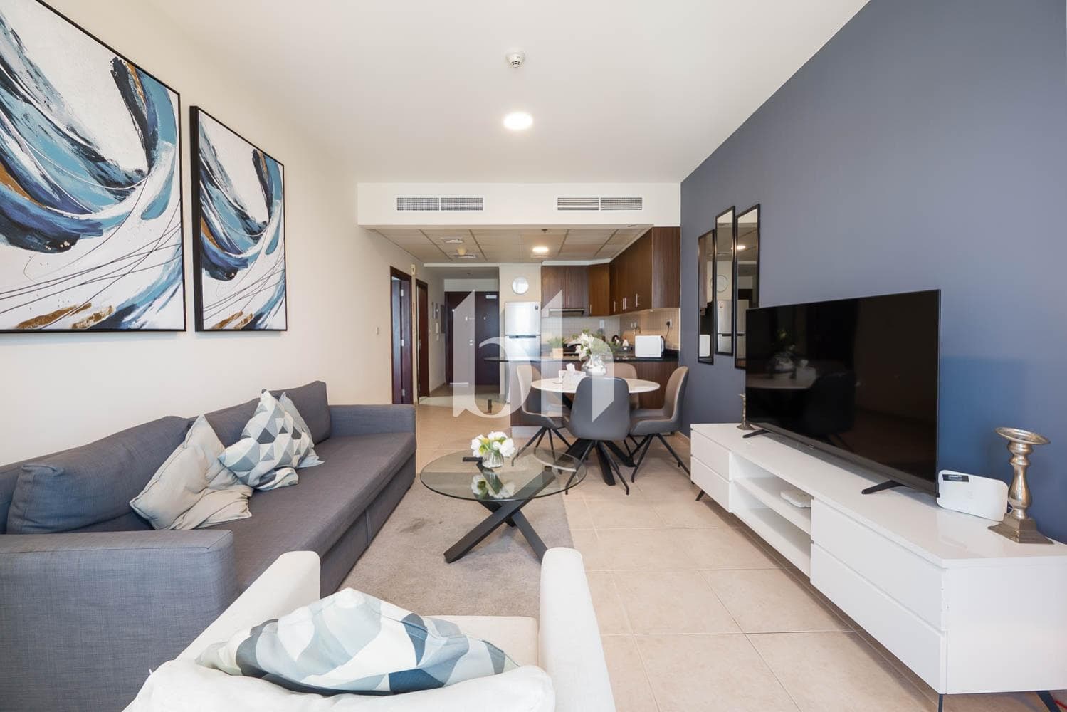 1 Bedroom Apartment in Elite Residence - photo 1