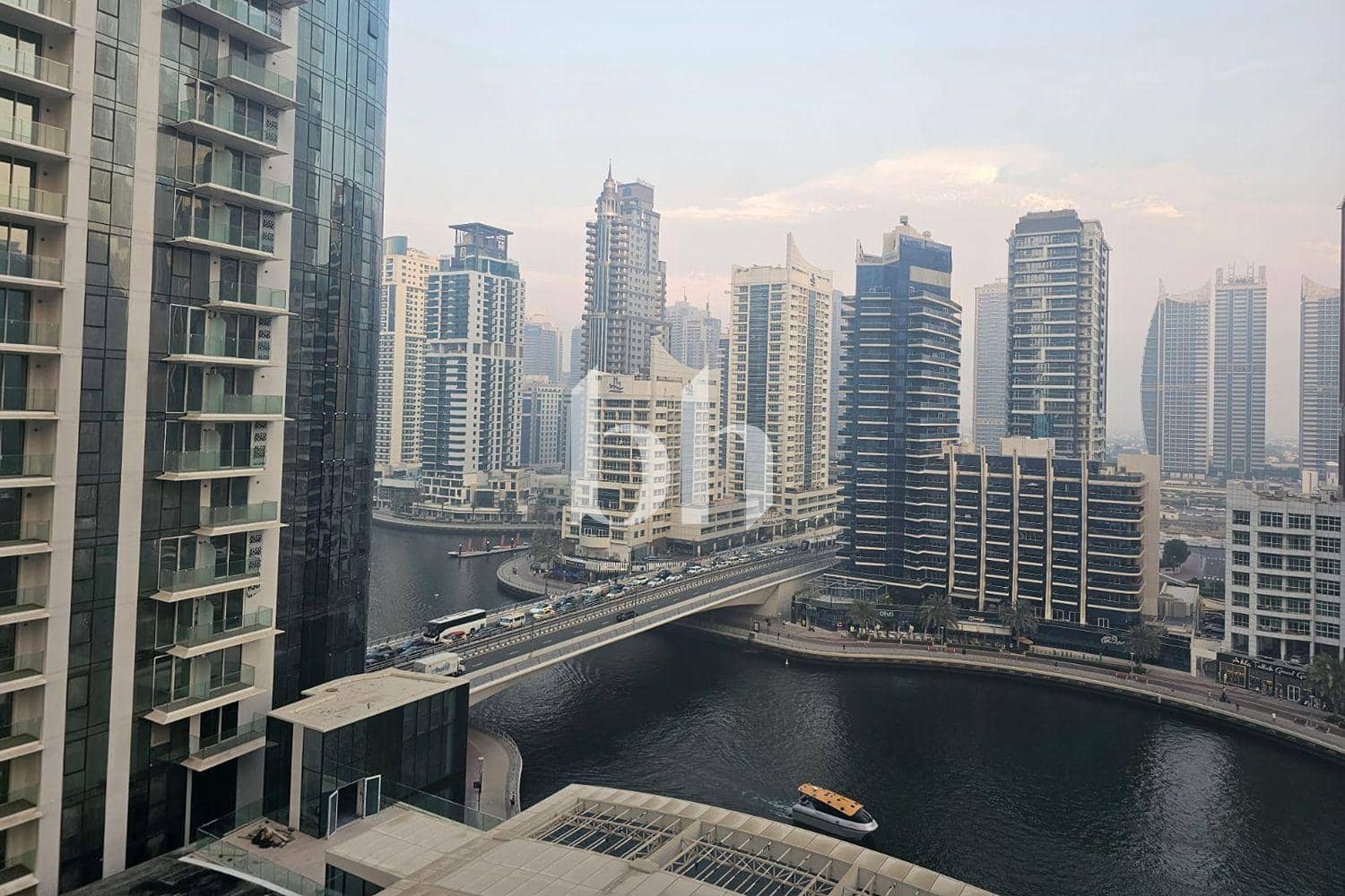 1 Bedroom Apartment in Continental Tower - photo 2