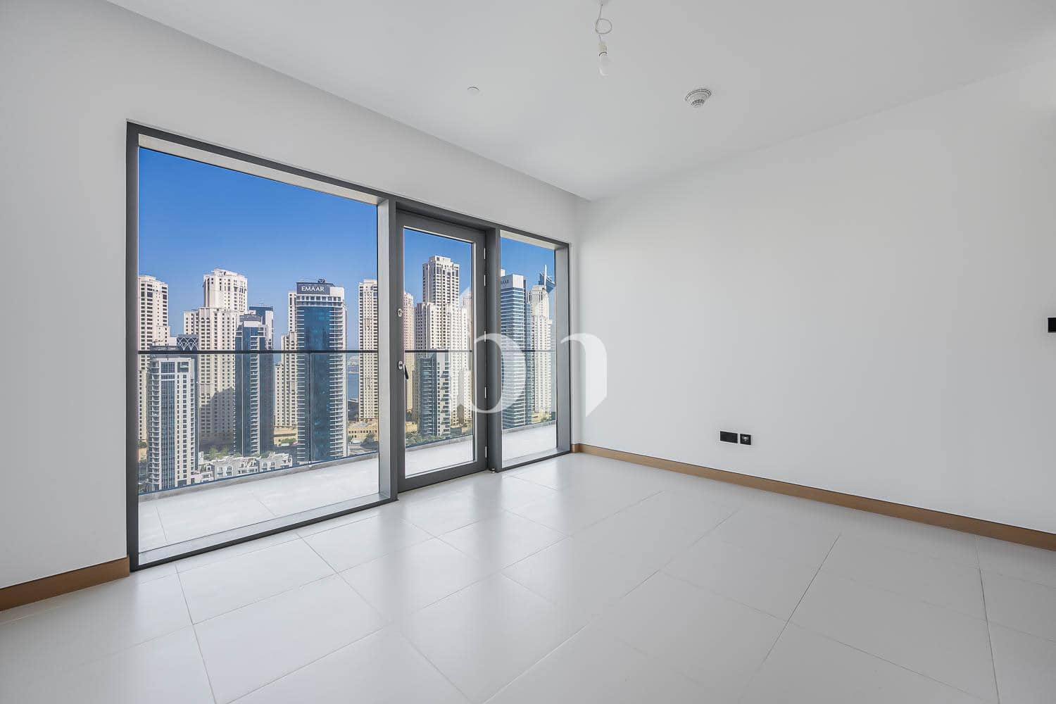 3 Bedroom Apartment in Vida Residences Dubai Marina - photo 2