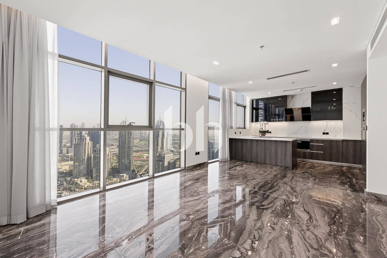 3 Bedroom Penthouse in No.9 - photo 1