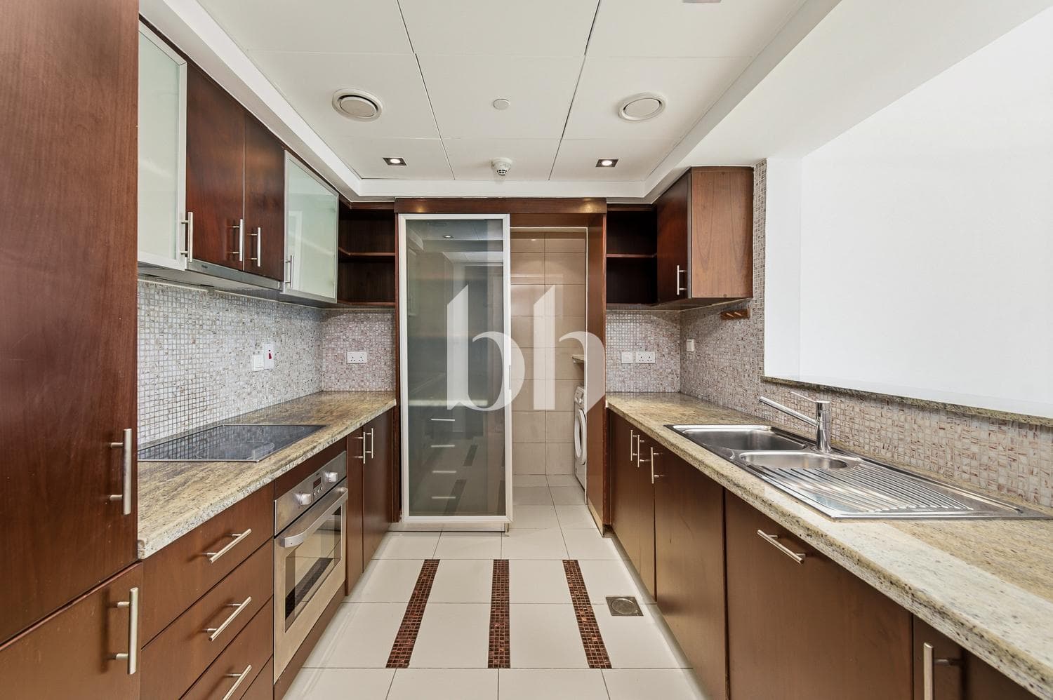 2 Bedroom Apartment in Bonaire Tower - photo 1
