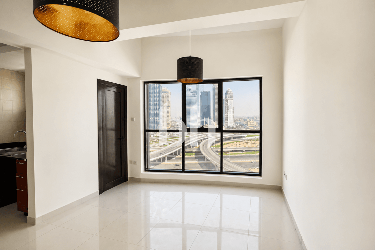 1 Bedroom Apartment in Escan Tower - photo 1