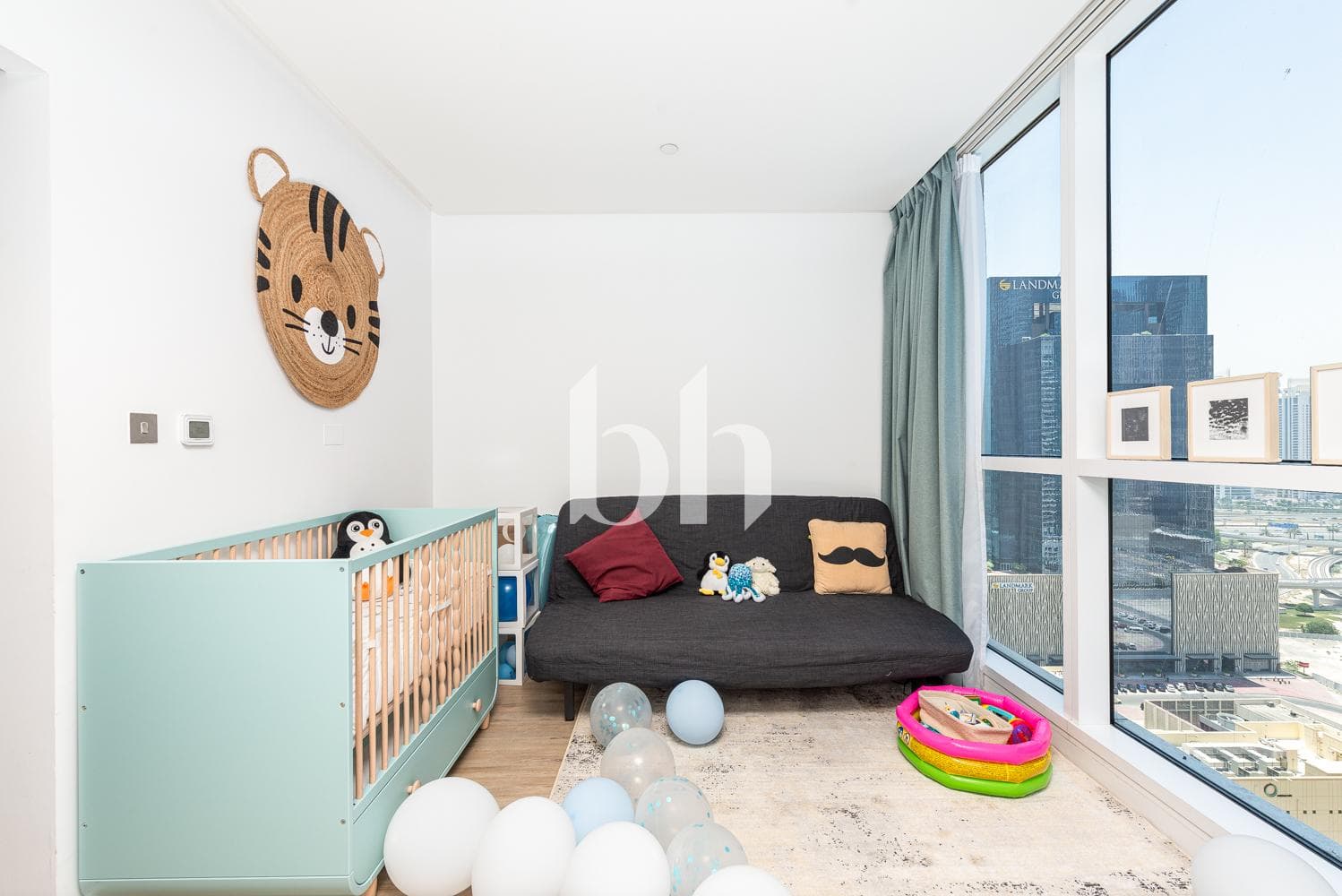 2 Bedrooms Apartment in 23 Marina - photo 2
