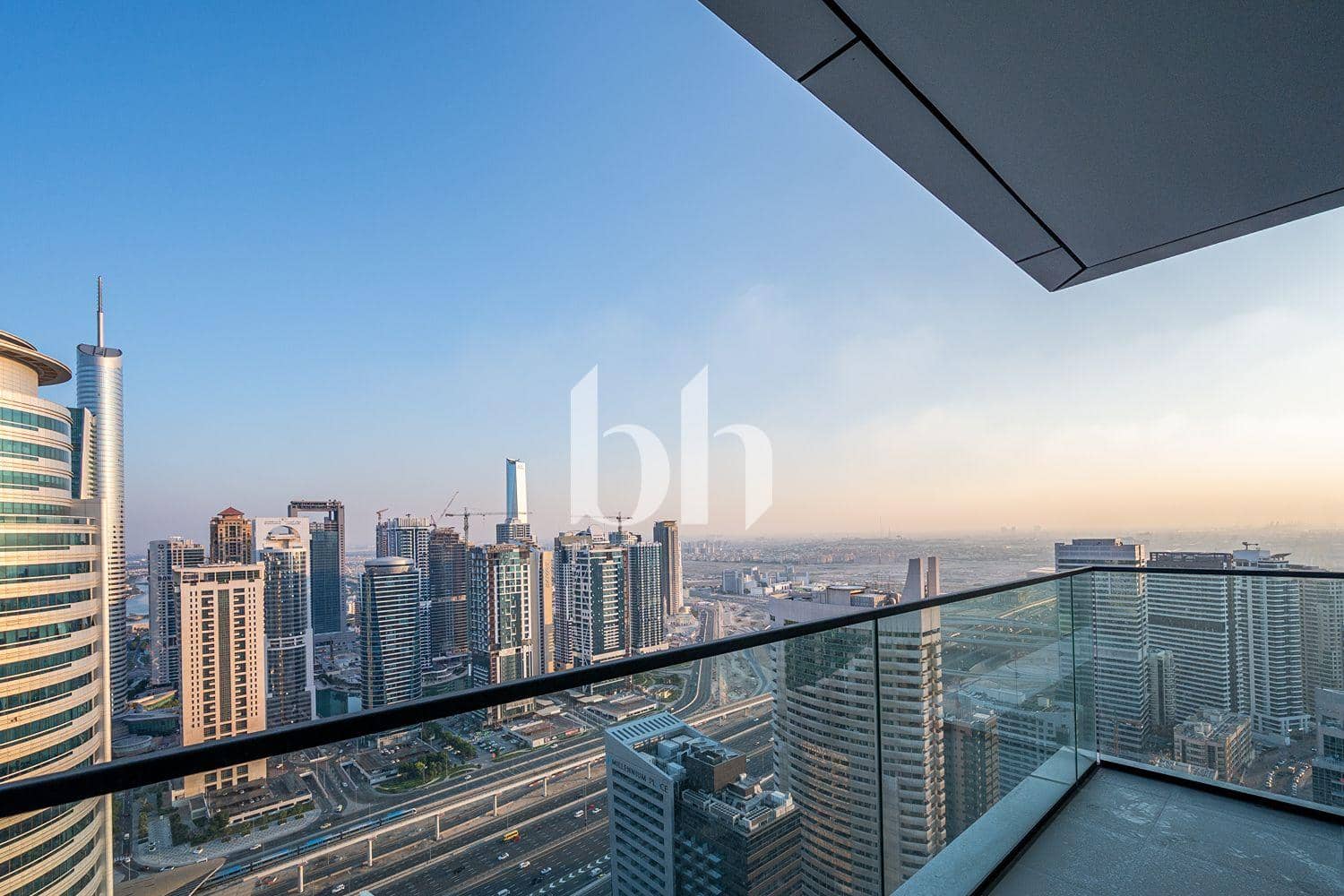 2 Bedroom Apartment in Vida Residences Dubai Marina - photo 2