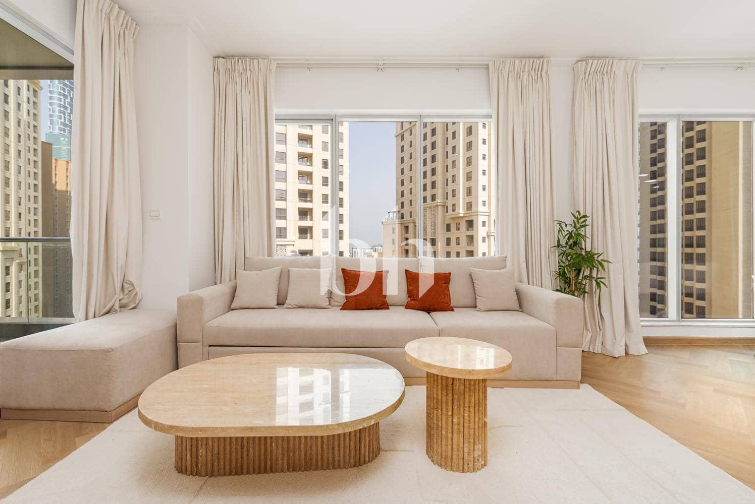 1 Bedroom Apartment in Shemara Tower