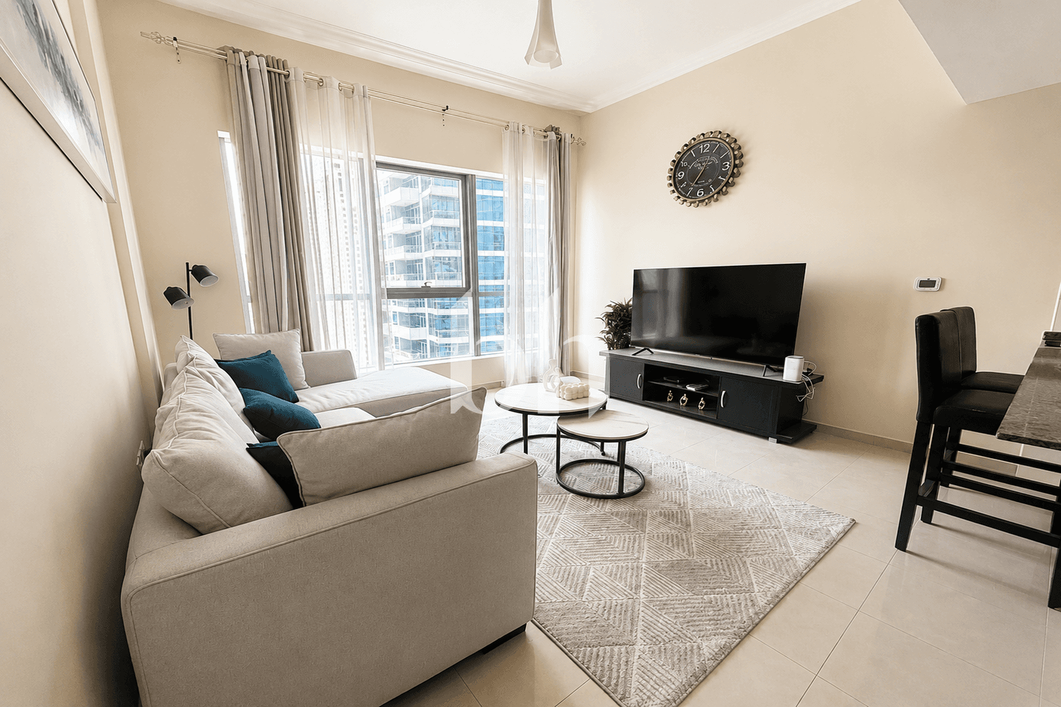 1 Bedroom Apartment in Central Tower