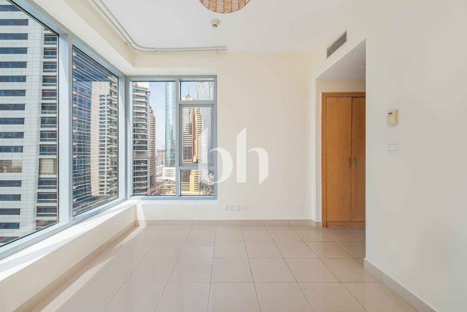 2 Bedroom Apartment in Blakely Tower - photo 1