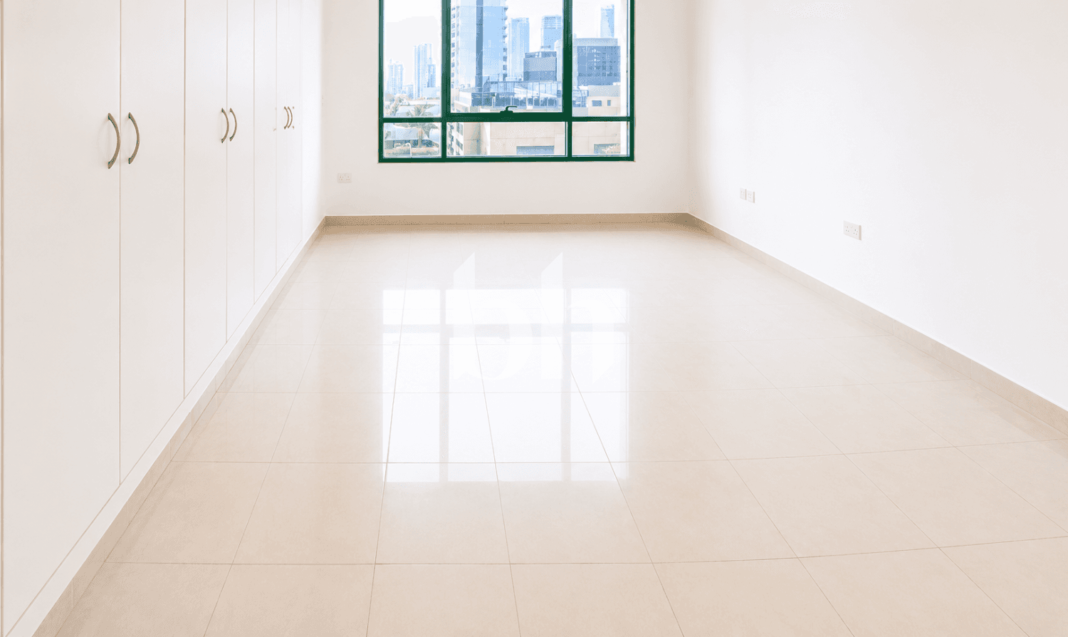 1 Bedroom Apartment in Marina Crown - photo 2