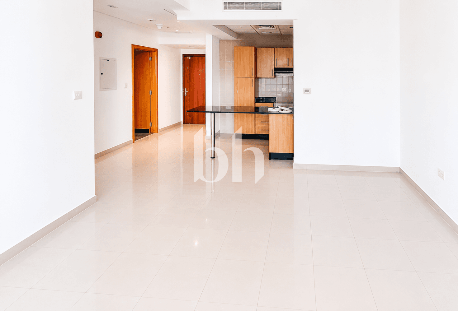 1 Bedroom Apartment in Marina Crown