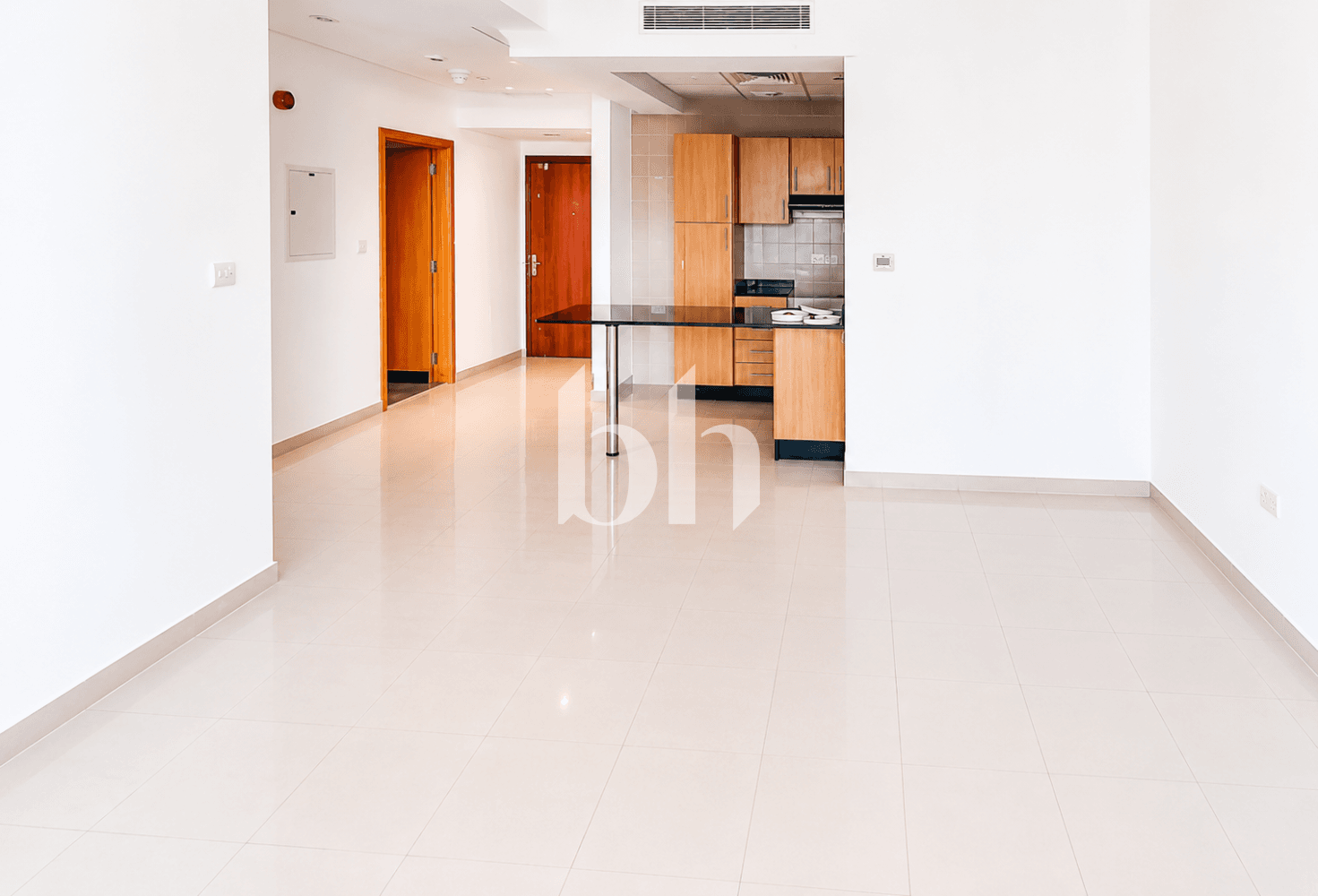 1 Bedroom Apartment in Marina Crown