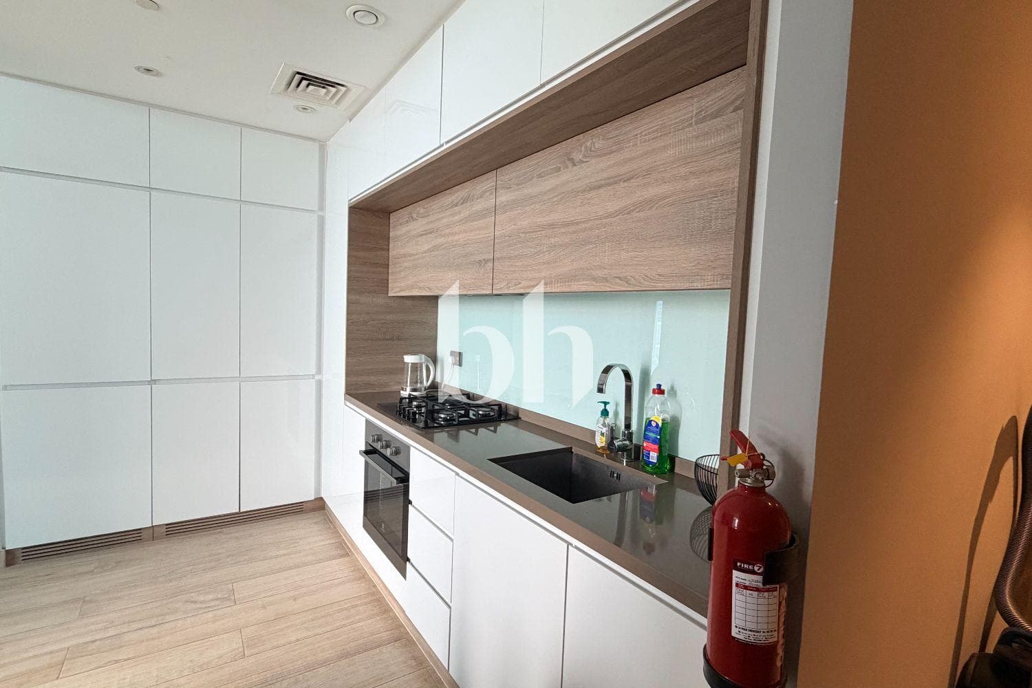 1 Bedroom Apartment in Studio One - photo 2