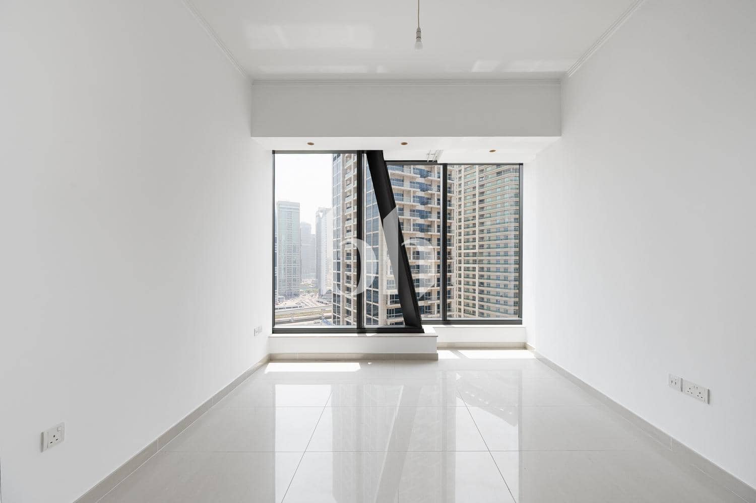 1 Bedroom Apartment in Silverene Tower B - photo 1