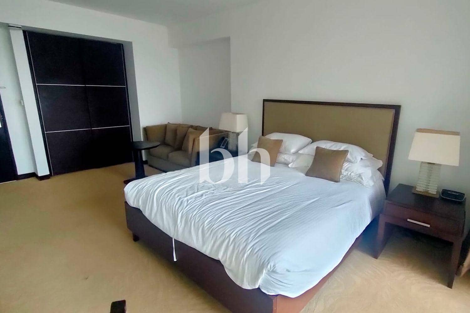 Studio Apartment in JW Marriott Hotel Marina - photo 1