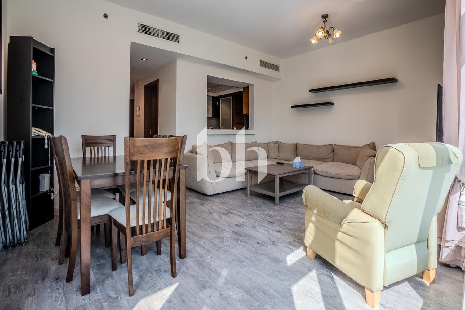 2 Bedroom Apartment in Sanibel Tower - photo 1