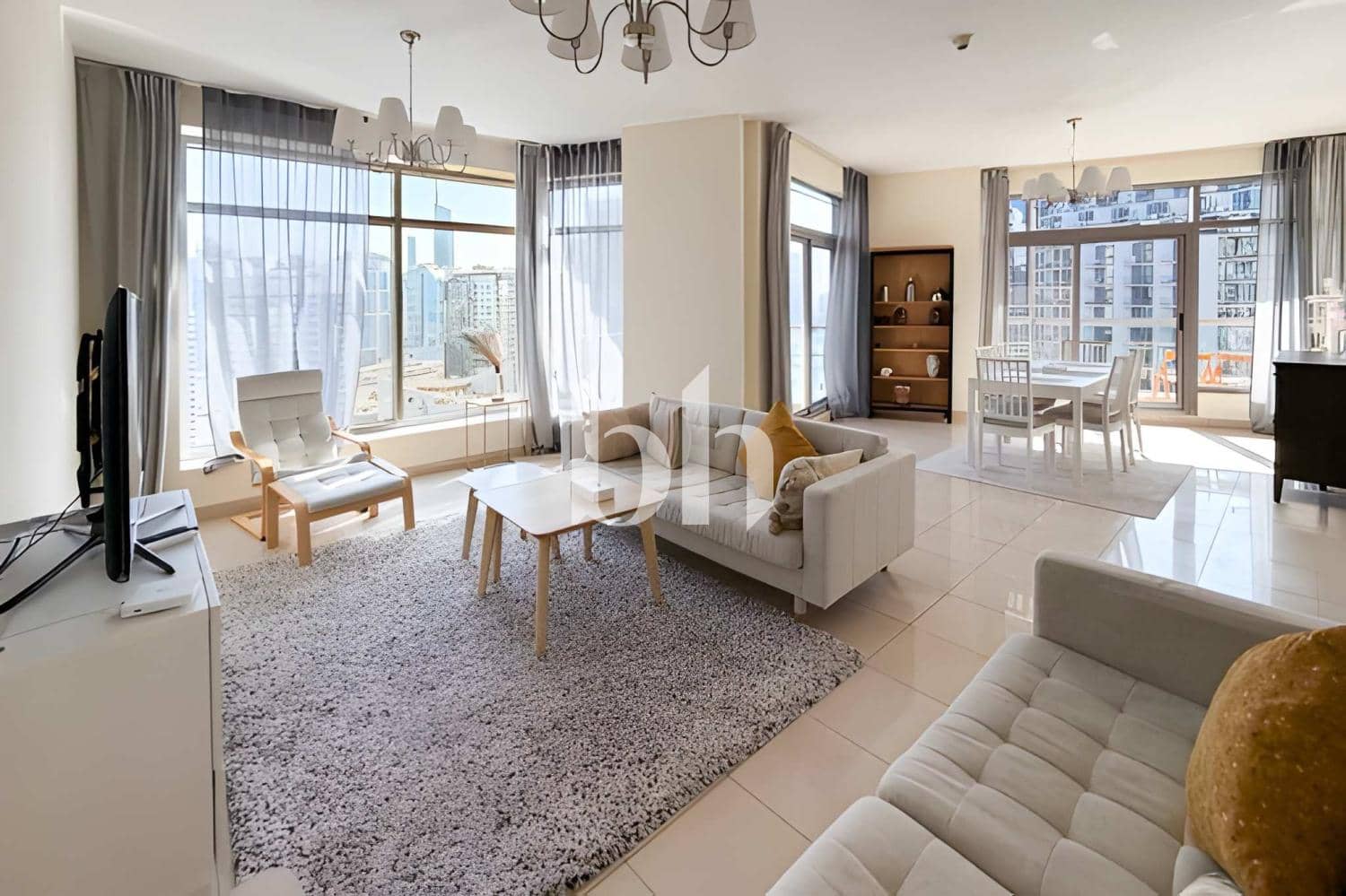 2 Bedroom Apartment in Fairfield Tower - photo 1