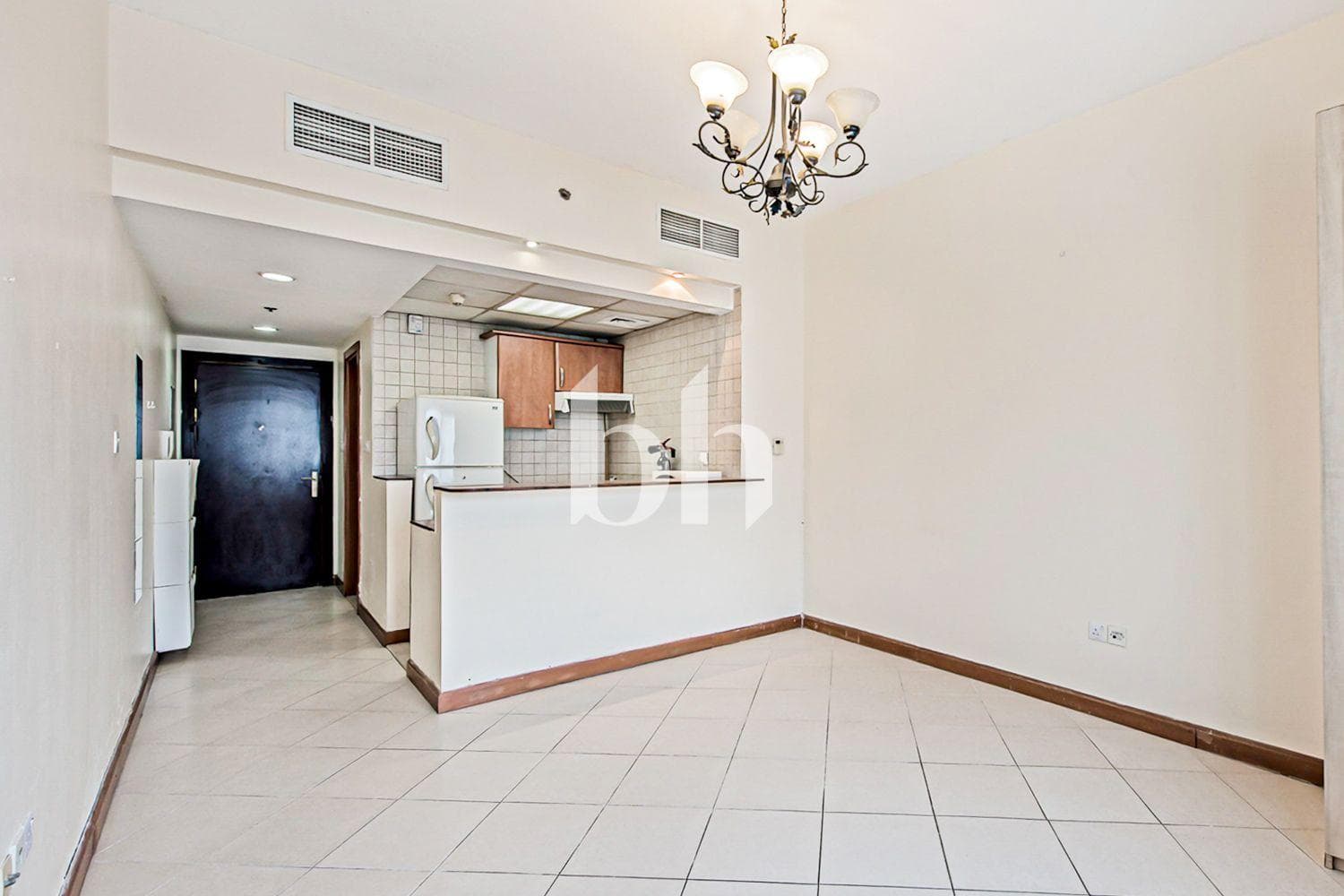 Studio Apartment in Marina Diamond 1 - photo 2