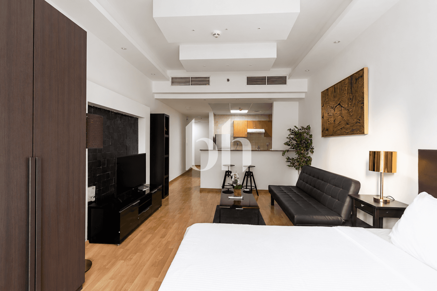 Studio Apartment in Marina Diamond 3 - photo 2