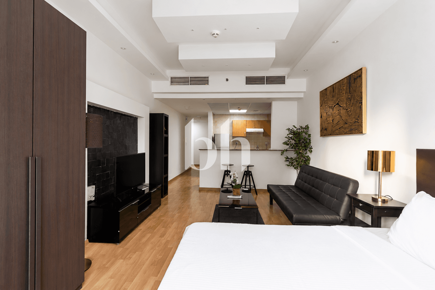Studio Apartment in Marina Diamond 3 - photo 2