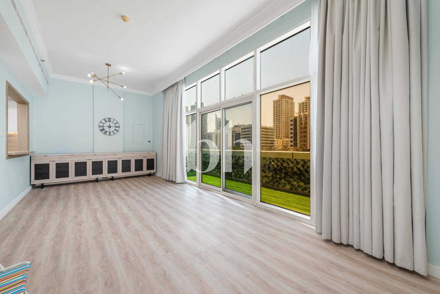 2 Bedroom Apartment in Dorra Bay - photo 1