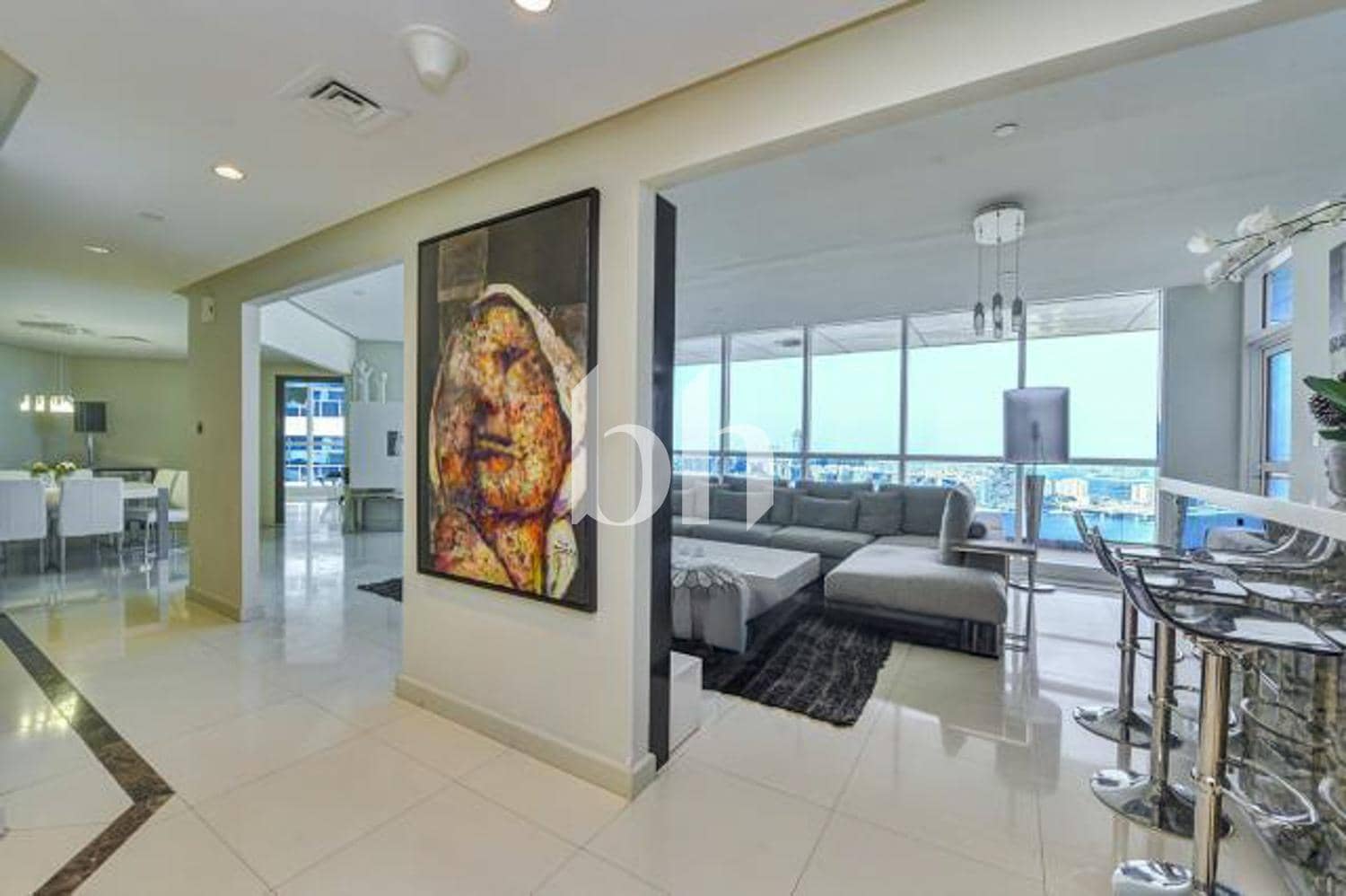 3 Bedroom Apartment in 23 Marina - photo 2