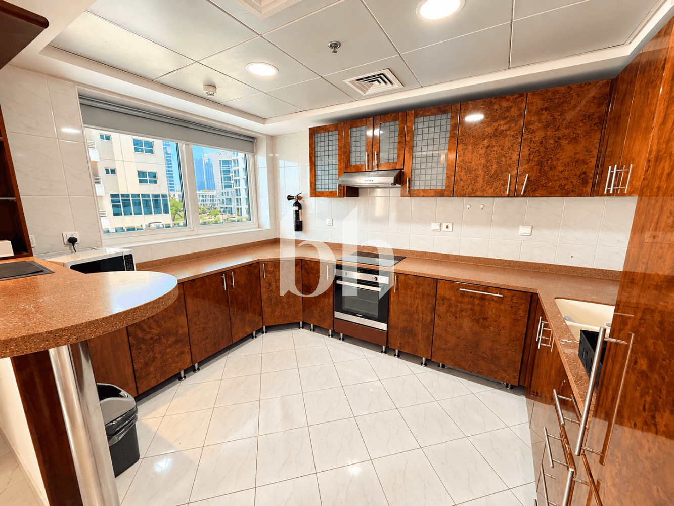 1 Bedroom Apartment in Opal Tower Marina - photo 2